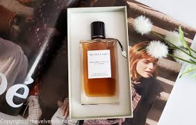Van Cleef Arpels Collection Extraordinaire Orchidee Vanille купить Van Cleef Arpels Collection Extraordinaire Orchidee Vanille The Velvet Life Niche Perfume Perfume Perfume Bottles