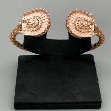 Tuneeca edisi timelessness softly : Shop Timeless Shop