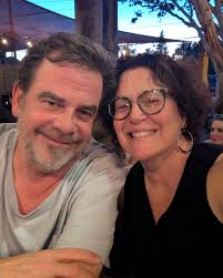 It's Friday! Yay! Fridays never really mean a day off for me, but my day  off will come! Starting today, there are only 3 more days left at the  Arizona Fine Art