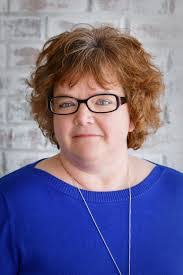 Traci Brooke's Instagram, Twitter & Facebook