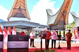 Sarjana dengan ipk minimal 3.00. Bandara Tana Toraja Diresmikan Jokowi Sebut Bandara Ini Unik Urbanasia Com