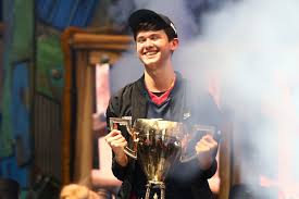 The winners of the fortnite world cup open qualifiers are being announced. Teen Fortnite Champ Who Won 3 Million Practices 6 Hours A Day