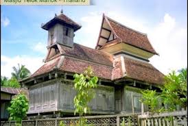 Menilai semangat perpaduan dalam kalangan masyarakat setempat. Masjid Talomanoh Perpaduan Harmonis Tiga Kebudayaan Republika Online