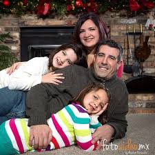 Fotos De Familia Fotos Familiares Divertidas Foto Familiar Sesion De Fotos Familiar