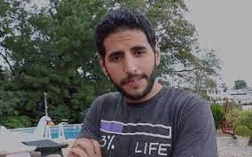 * nas daily is an israeli blogger. Ø´Ø®ØµÙŠØ© Ø¹Ø±Ø¨ÙŠØ© Ø¥Ø³Ø±Ø§Ø¦ÙŠÙ„ÙŠØ© Ø¹Ù„Ù‰ Ø§Ù„ÙÙŠØ³Ø¨ÙˆÙƒ ØªÙ‡Ø§Ø¬Ù… Ø¯ÙˆÙ„Ø© Ø§Ù„ÙƒÙˆÙŠØª Ù„Ù…Ù‚Ø§Ø·Ø¹ØªÙ‡Ø§ Ø¥Ø³Ø±Ø§Ø¦ÙŠÙ„ ØªØ§ÙŠÙ…Ø² Ø£ÙˆÙ Ø¥Ø³Ø±Ø§Ø¦ÙŠÙ„