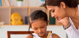 Resultado de imagem para PROFESSOR ENSINANDO