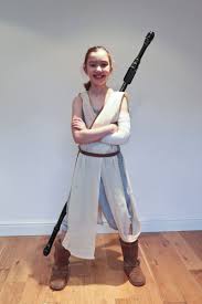 How To Make An Awesome Diy Star Wars Rey Costume On A Budget Maflingo