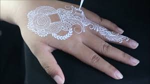 White Henna Simple Tutorial Henna Putih Awet 2 3 Hari White Henna Henna Designs White Henna Designs