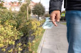Ca orice drept subiectiv civil, dreptul de proprietate are si un element procesual, dreptul material la actiune concretizat in principal prin dreptul de a luand na;tere dezmembraminte ale dreptului; Cand Vom Putea RenunÅ£a La MascÄ In SpaÅ£ii Deschise Ministrul SÄnÄtÄÅ£ii Despre Data PropusÄ De Florin CiÅ£u