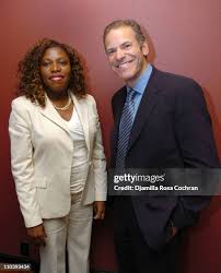 17 Photos & High Res Pictures