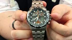Rotate the crown clockwise until you see the date change. Watch It How To Set The Citizen Eco Drive Skyhawk Watch Youtube