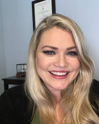 Lindsay Buckingham (@lindsaybuckinghamwkyc) • Instagram photos and videos