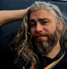 Hi from New Zealand, sharing photo of long hair