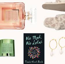 Check out our wide collection of gifts for daughters that have been specially created for her. 29 Best Gifts For Mom From Daughter Mother S Day Gifts 2021