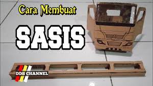 Cara membuat miniatur truk oleng dari kardus.membuat miniatur truk bagi kalian yang senang berkreasi dan membuat kerajinan kerajinan dari barang bekas sepertinya tidak ada salahnya jika ikut mencoba cara membuat miniatur truk karena sesuai dengan judul di atas pada artikel kali ini saya akan memberikan tutorial bagi kalian pecinta truk mania yang ingin membuat miniatur truk yang mudah dengan. Cara Membuat Miniatur Truk Kardus Sasis Part 2 Youtube