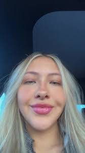 Jessica Samudio's Instagram, Twitter & Facebook