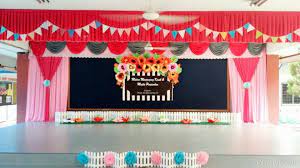 Koleksi hiasan pentas menggunakan bunga polybag dan pokok bunga berpasu. Stage Deco Hiasan Pentas Inspired By Kate Spade Stage Decorations Birthday Inspiration