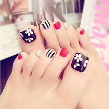 En esta oportunidad queremos mostrarte los mejores diseños de uñas de los pies decoradas con lineas especiales para usar todos. Https Xn Decorandouas Jhb Net Unas Decoradas Pies