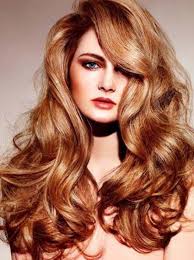 Acik Renk Bakir Kahve Sac Uzun Sac Modelleri Sac Renkleri Dalgali Sac