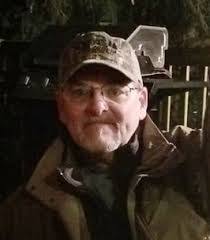 Robert Trotter's Instagram, Twitter & Facebook