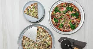 California pizza kitchen frozen pizza cauliflower crust. California Pizza Kitchen Rolling Out Low Carb Cauliflower Pizza Crust
