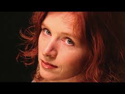 Caroline Waters's Instagram, Twitter & Facebook