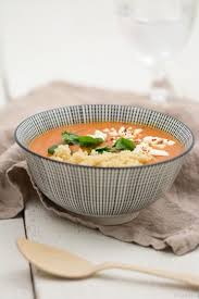 Rote Linsen Tomaten Suppe Mit Feta Und Couscous Einlage Tomaten Suppe Linsensuppe Vegetarisch Couscous