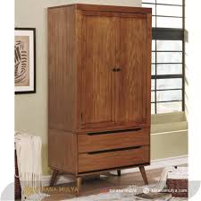 Inilah yang sedang anda cari lemari pakaian jati minimalis nashville terbaru dari jepara art furnicraft dengan model american style yang khas super elegant dan mempesona sangat cocok sekali untuk memenuhi ruang tidur anda. Lemari Pakaian Kayu Jati Retro Murah Sarana Mulya