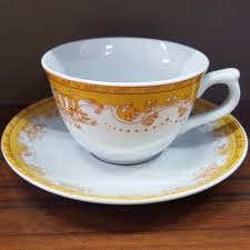 #cangkir tatak kopi# cangkir tatak kopi set. Jual Cangkir Teh Kopi Motif Mahkota Kopin Keramik Gojek Kota Tangerang Mancis Maju Jaya Perabot Tokopedia