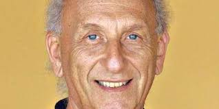 Boris Feldman aposta em crônicas sobre rodas