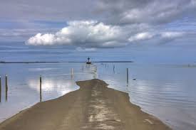The Passage Du Gois Is Located In France And Connects The Gulf Burnyof With The Dangerous Roads Breathtaking Places Places To Go
