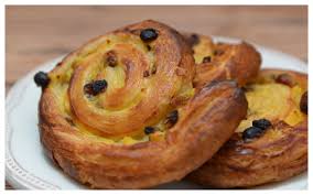 Ob Rosinenschnecken Ofenfrische Croissants Und Selbstverstandlich Auch Hamburger Franzbrotchen Bei Uns Gib Rosinenschnecken Kuchenspezialitaten Franzbrotchen