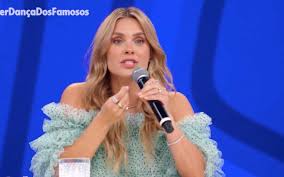 Carolina dieckmann é a musa maior do você pergunta, lalá responde. Carolina Dieckmann Denies Ten In The Dance Of The Famous And Regrets Scorched Entertainment Prime Time Zone