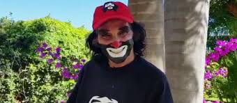 Esta mañana se informó que ricardo gonzález, cepillín el payaso más famoso de méxico murió a los 75 años de edad. Np4zeyky7orckm