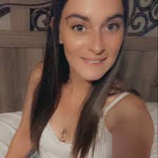 Janelle Beaver's Instagram, Twitter & Facebook