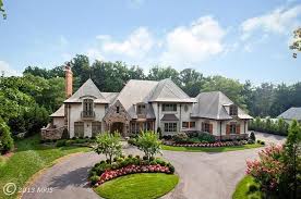Love This Fairy Tale Home In Bethesda Md Country Mansion Luxury Garden Mansions