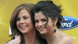 Selenas mamma aborterte