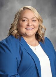 Mary Beachy's Instagram, Twitter & Facebook