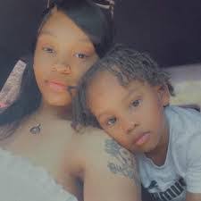 Shaun Lancaster's Instagram, Twitter & Facebook