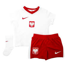 Eigentlich immer ist ein trikot rot, während das andere trikot weiß ist. Polen Heimtrikot Euro 2020 Baby Kit Kinder Www Unisportstore De