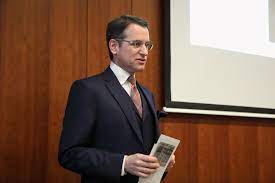 Browse the user profile and get inspired. Datei Christie S President Emeri Dirk Boll 39126565980 Jpg Wikipedia