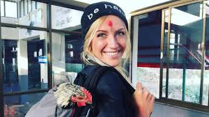 В сентябре 2012 года леся стала ведущей программы орел и решка. Lesya Nikityuk Pokidaet Shou Orel I Reshka Pochemu