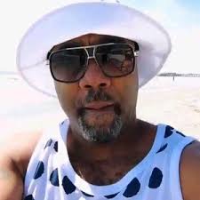 Vincent Napoleon (@vincentnapoleon3)