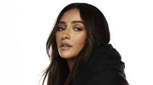 Shay Mitchell and Livvy Dunne Join 'Baywatch' Reboot Cast