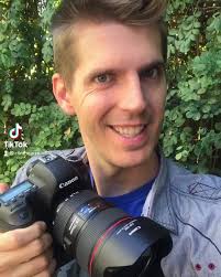 📸 Shoot better PORTRAITS!! , ., ., #learnphotography #phototips  #cameratips #imaphotographer #photography101 #dslr #dslrcamera #canoncamera  #portraitphotography #bokeh