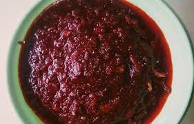 Pertama kita awali dengan menghaluskan bumbu dengan menggunakan ulekan bumbu tersebut diantaranya adalah cabai merah, garam, dan berikan perasan air nah, berikut ini ada video membuat sajian ikan mas bumbu arsik yang sedap dan lezat. Petua Sambal Nasi Lemak Sedap Sampai Asyik Teringat
