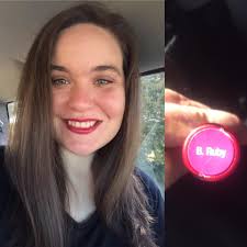 I love the color scheme of the first picture and created my own version