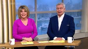 Последние твиты от eamonn holmes (@eamonnholmes). Eamonn Holmes Shares A Snap With His Children In Sweet Father S Day Post Latest Celebrity News
