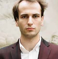 − P R O G R A M M E −