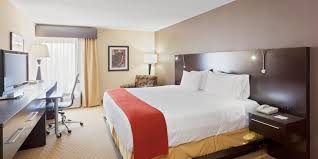 View deals for holiday inn dover downtown, an ihg hotel, including fully refundable rates with free important: Dover Hotel Near Dover Downs Casino Holiday Inn Express Suites Dover